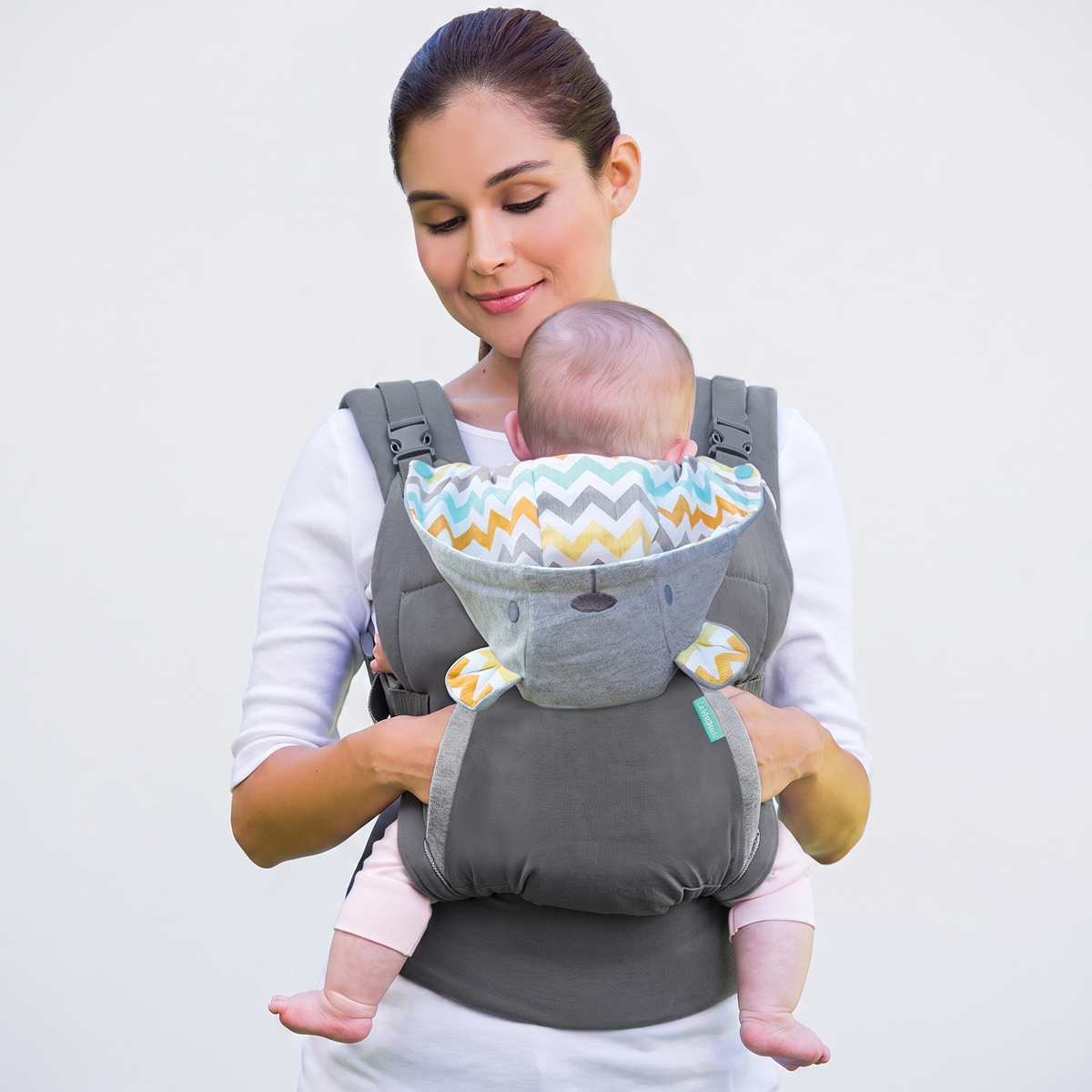 Porte-Bébé Ergonomique Multifonction Athmora - photo studio fond clair